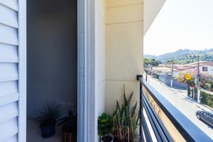 Image 10 - 923736