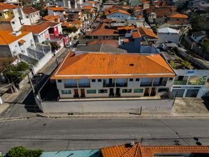 Image 23 - 923736