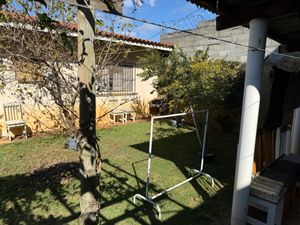 Image 8 - 923739