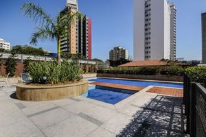 Image 32 - 923742