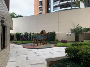 Image 37 - 923742