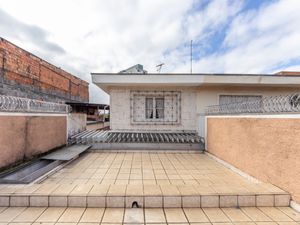 Image 6 - 923743