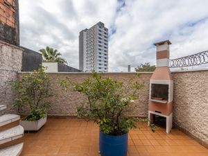 Image 20 - 923743