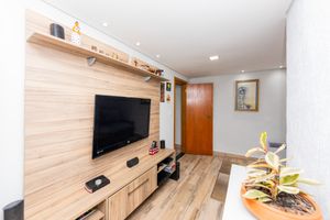 Image 19 - 923744