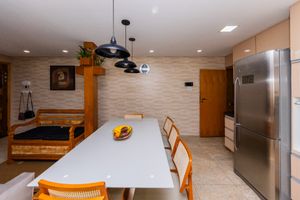 Image 4 - 923744