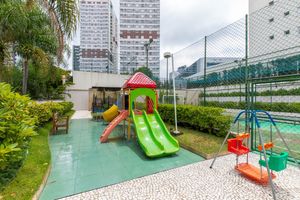 Image 56 - 923752