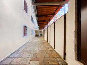 Image 36 - 923756