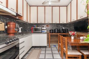 Image 20 - 923756