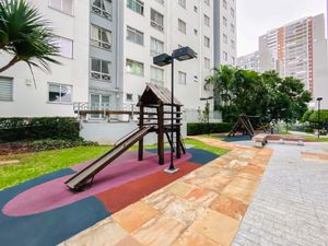 Image 32 - 923760