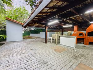 Image 25 - 923760
