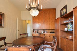 Image 37 - 923761