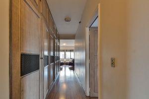 Image 41 - 923761