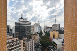 Image 56 - 923761