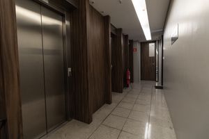 Image 13 - 923770