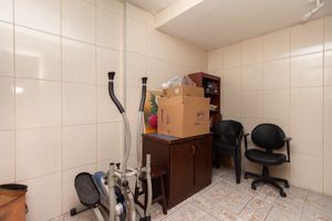Image 32 - 923773
