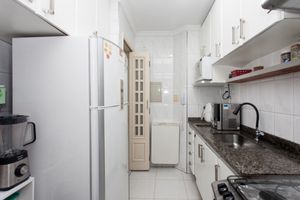 Image 12 - 923777
