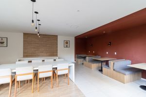 Image 30 - 923784