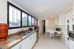 Image 18 - 923786