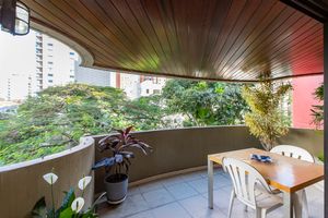 Image 9 - 923786