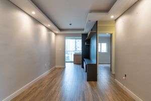 Image 1 - 923789