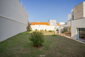Image 37 - 923790