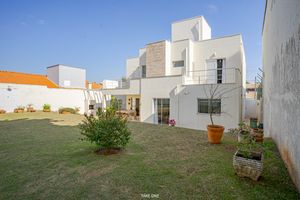 Image 30 - 923790