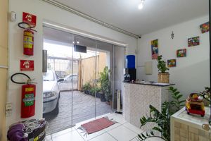 Image 9 - 923792