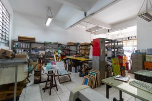 Image 22 - 923795
