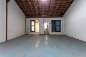 Image 21 - 923800