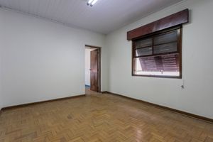 Image 11 - 923800
