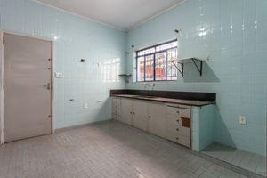 Image 36 - 923800