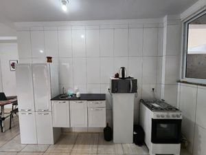 Image 8 - 923806