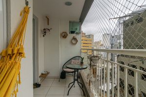Image 6 - 923807