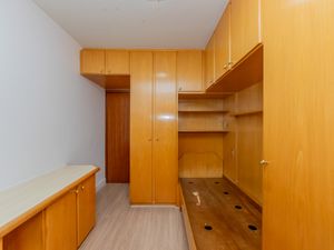 Image 23 - 923809