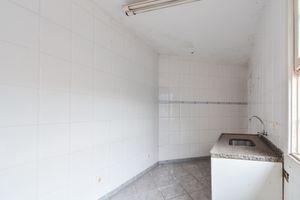 Image 24 - 923812