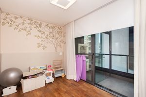 Image 30 - 923813