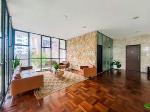 Image 31 - 923814