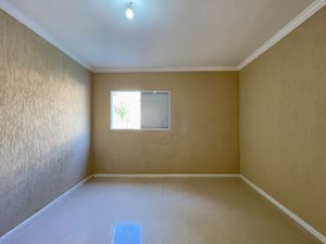 Image 35 - 923823