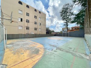 Image 18 - 923828
