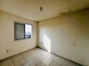 Image 7 - 923831