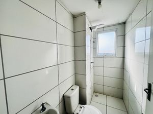 Image 13 - 923831