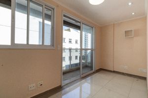 Image 9 - 923833