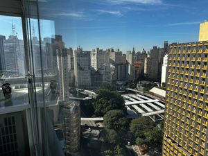 Image 35 - 923834