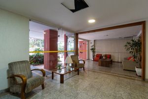 Image 26 - 923836