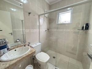 Image 13 - 923844