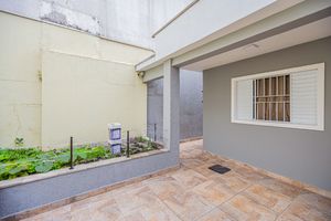 Image 40 - 923852