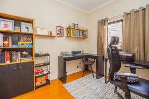 Image 34 - 923852