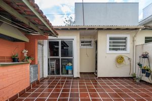 Image 14 - 923854
