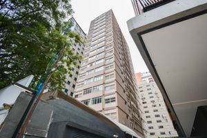 Image 46 - 923857