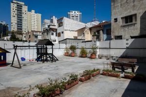 Image 67 - 923859